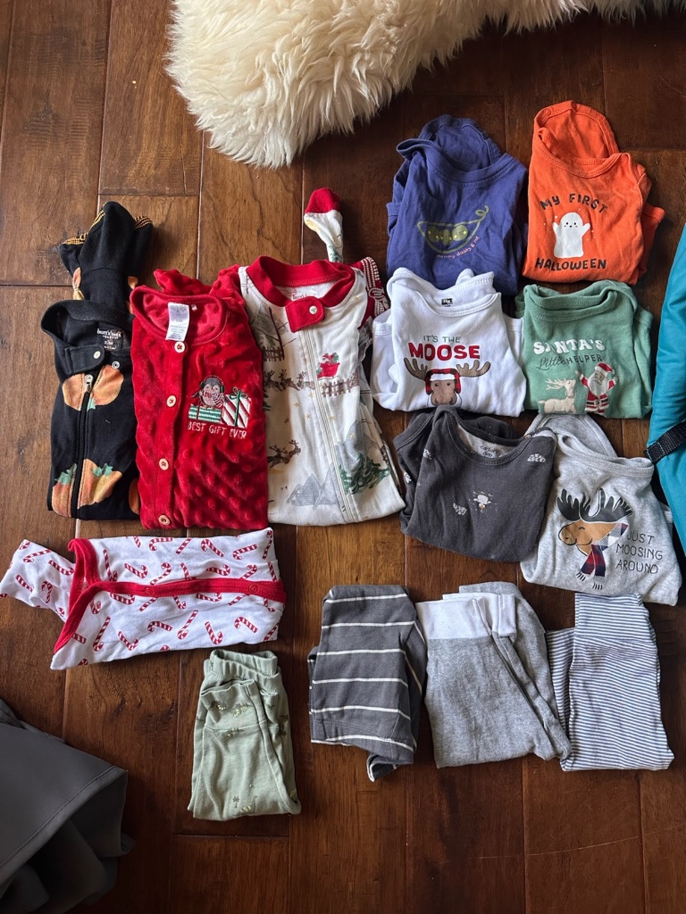 Lot of 20 baby clothes 3-6 months footed pajamas onesies Burt’s bees Disney